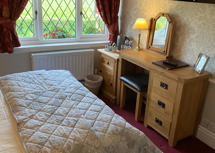 Best Hotels in Honiton with Parking Facilities