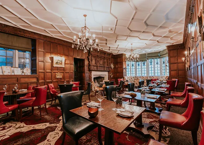 Best Hotels in Cheltenham Town Centre with Parking