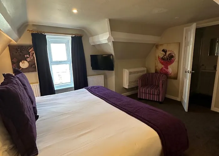 Best Cheap Hotels in Bournemouth with Free Parking