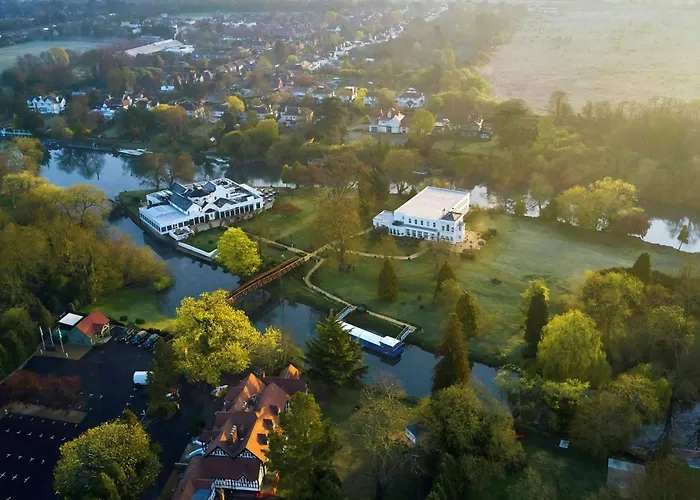 Best Luxury Hotels in Historic Windsor