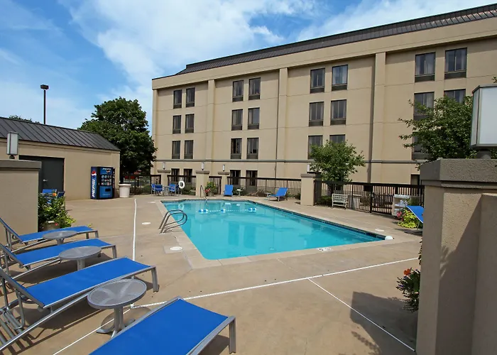Top Hotels in Wichita Kansas for Urban Exploration