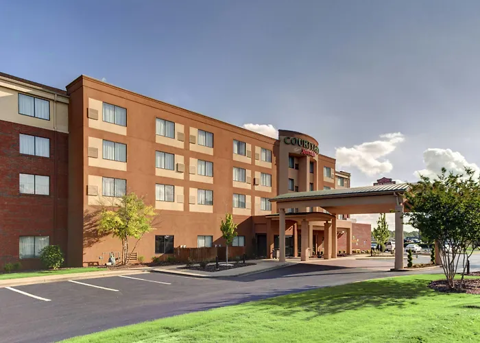 Best Hotels in Oxford AL