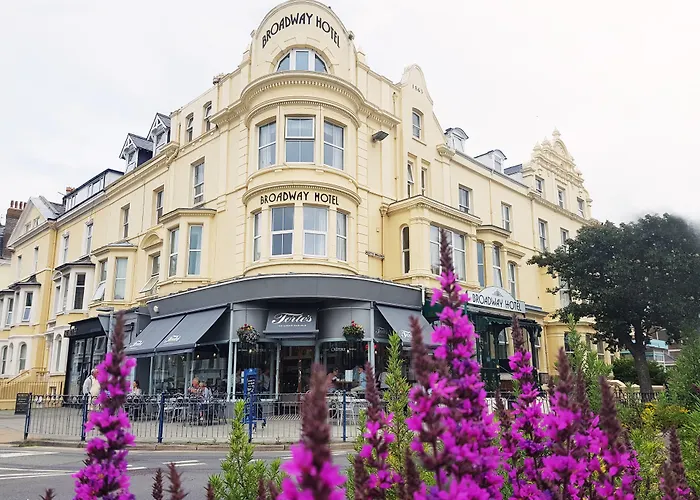 Premier Hotels in Llandudno with Disabled Facilities