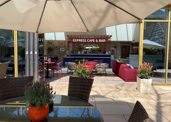 The Best Hotels Near Dorney Lake Windsor