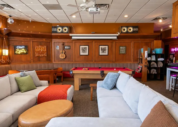 Top Park City Hotels with Private Hot Tub