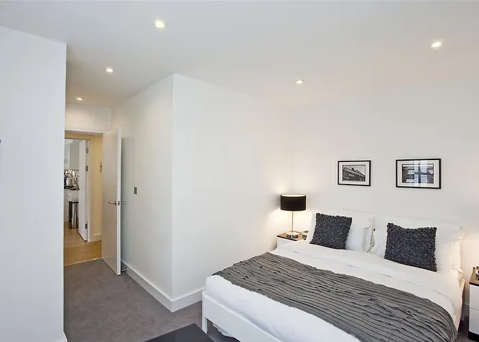 Best Hotels Near Trendy Shoreditch, London