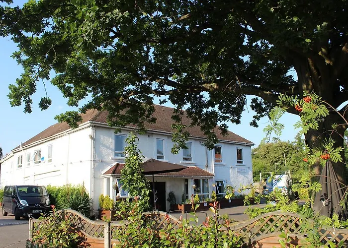 Premier Accommodations in Charming Horley