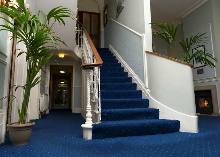 Top Hotels in Portsmouth for Every Traveler