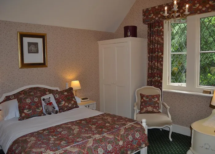 Captivating Hotels in Shanklin Old Village