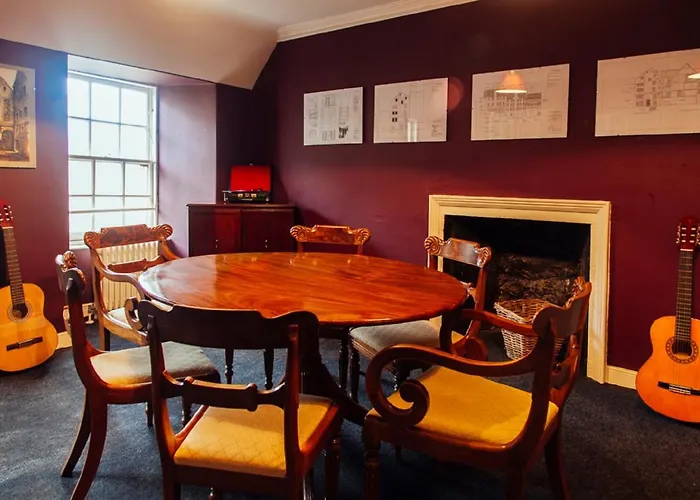 Top Dundee Centre Hotels