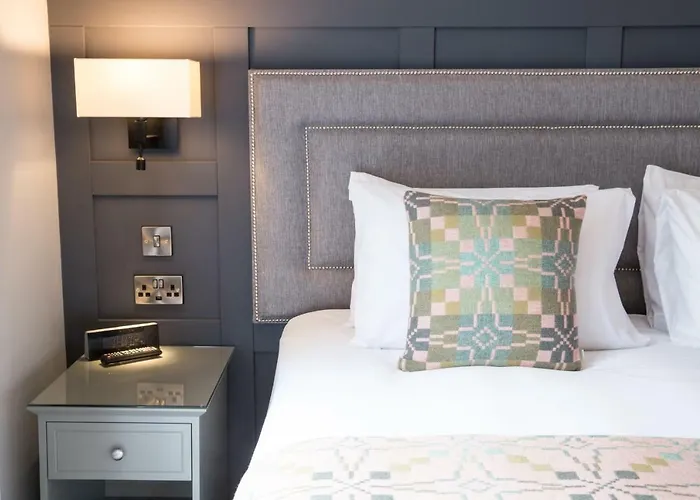 Top Hotels in Caerphilly for Unforgettable Stays