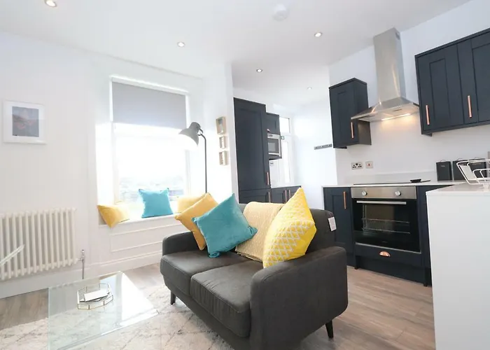 Top Hotels in Dollar for Memorable Stays