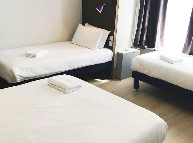 Top Hotels Near Wembley Stadium, London