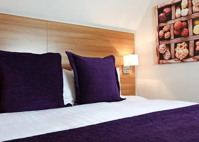 Best Cheap Hotels in Bournemouth with Free Parking