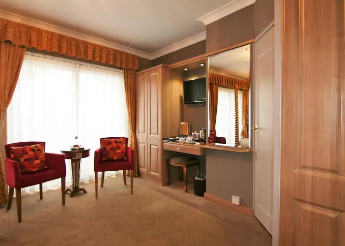 Top Hotels in Brixham, Devon for Every Budget