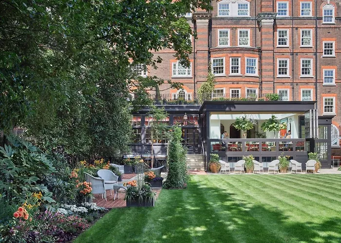 Top Famous Hotels in London