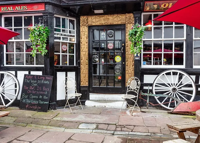 Best Pet Friendly Hotels in Gloucester