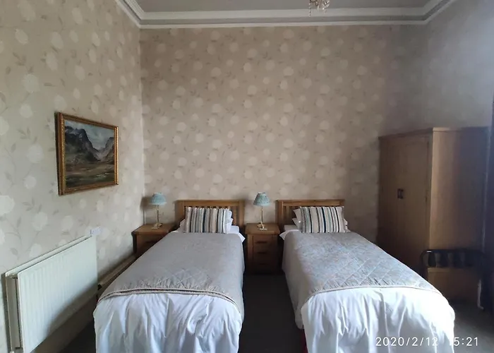 Top Elgin Hotels for an Unforgettable Stay