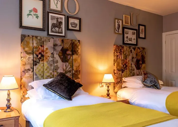 Top Hotels on Windsor High Street